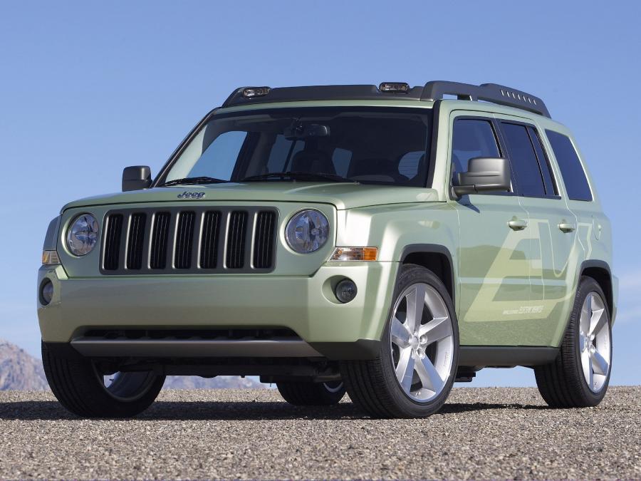  Jeep Patriot EV Concept 2009 года  (фото 7 из 12)